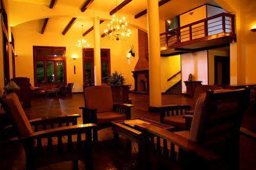Oak Field Resort 蒙纳 外观 照片